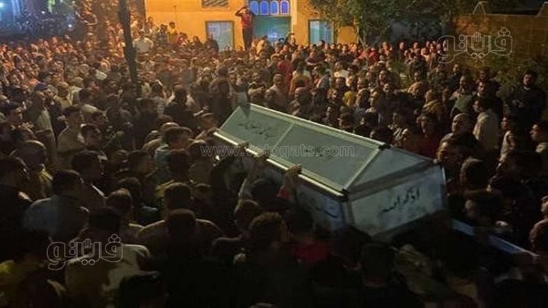 تشييع جثمان صبي لقي