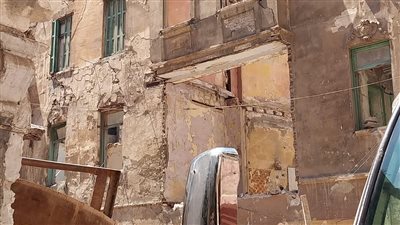 انهيار أجزاء من عقار في غرب الإسكندرية دون خسائر بالأرواح