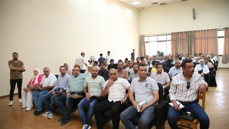 ندوة عن إدارة الأزمات