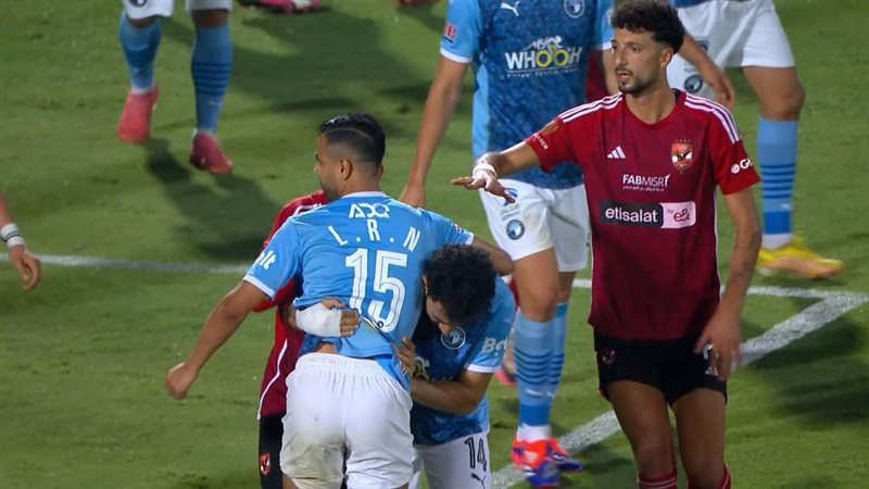 الأهلي وبيراميدز،