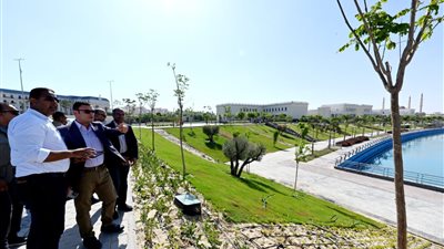 وزير الإسكان يستعرض أعمال تنفيذ المدينة التراثية بالعلمين الجديدة