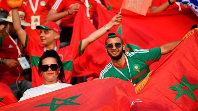 بالغناء والهتاف في شوارع باريس، جماهير المغرب تؤازر منتخبها أمام الأرجنتين بالأولمبياد (فيديو) 