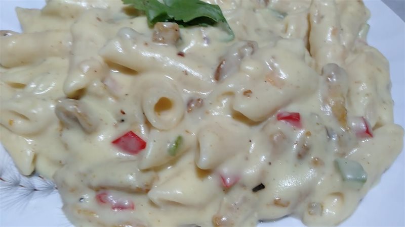 مكرونة وايت صوص 