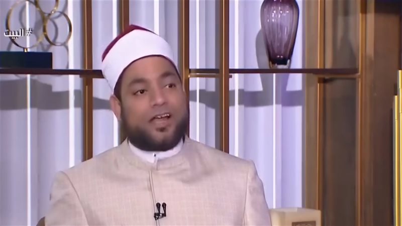 الدكتور مصطفى عبد