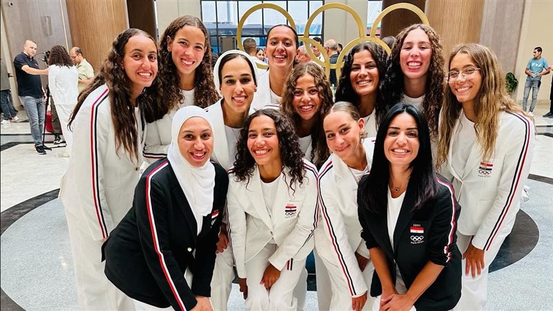 منتخب السباحة التوقيعية،