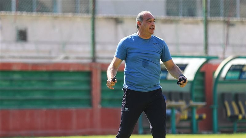 علي ماهر، فيتو
