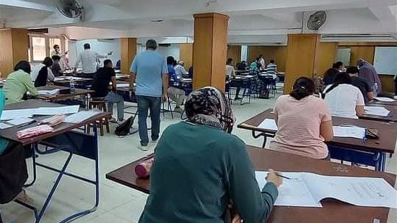 طلاب الثانوية العامة