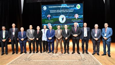 رئيس جامعة قناة السويس يفتتح المؤتمر الخامس للدراسات العليا وللبحوث (صور) 