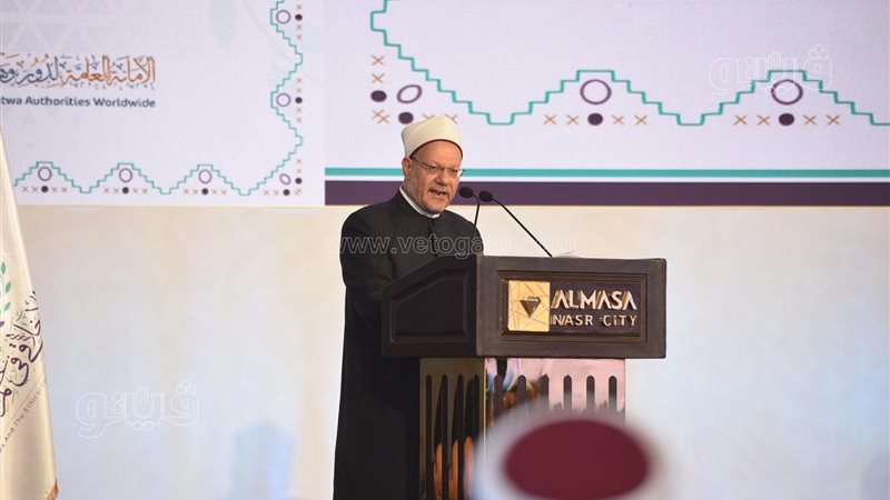 الدكتور شوقي علام