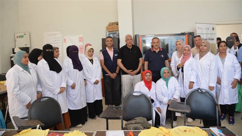 لقاء محافظ أسيوط،