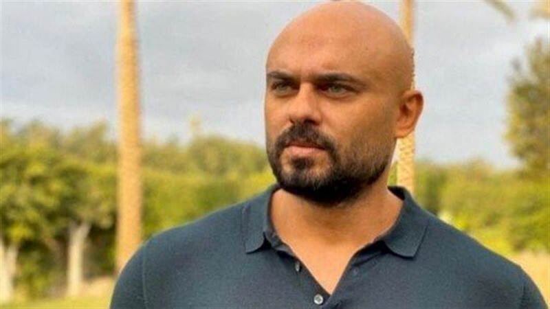 الفنان احمد صلاح