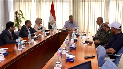 وزير السياحة والآثار يتابع مستجدات الأعمال بمشروع تطوير الخدمات بالأهرامات