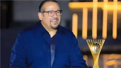 هشام عباس: كنت حاسس إني مش هعرف أغني تاني ولما شوفتكم نسيت كل حاجة 