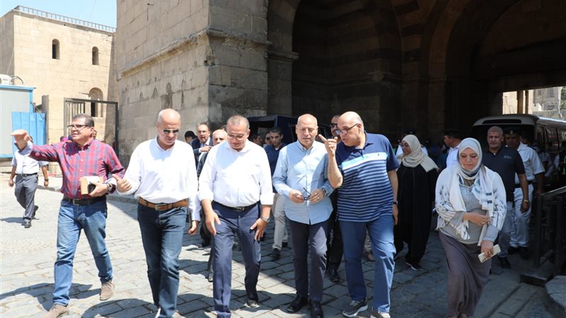 محافظ القاهرة يتفقد