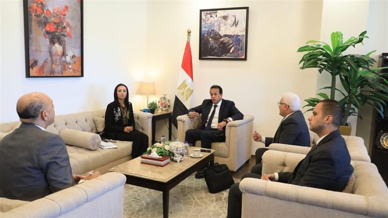 وزيرا الصحة والتضامن،