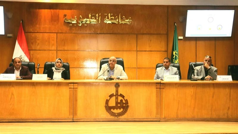 محافظ القليوبية خلال