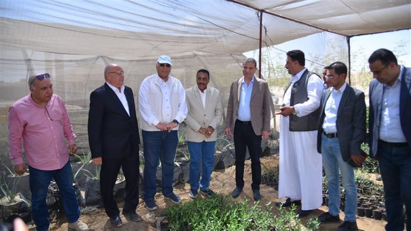 وزير الزراعة ومحافظ