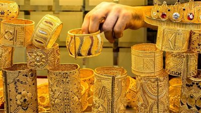 أخبار الاقتصاد، أسعار سيارات شيري تيجو 7 موديل 2025 بعد الزيادة، 6 أسهم تتصدر سوق الشركات الصغيرة والمتوسطة قيم التداول،وجرام الذهب 24 يسجل 3826 جنيها 