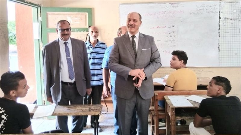 17761 طالبًا يؤدون