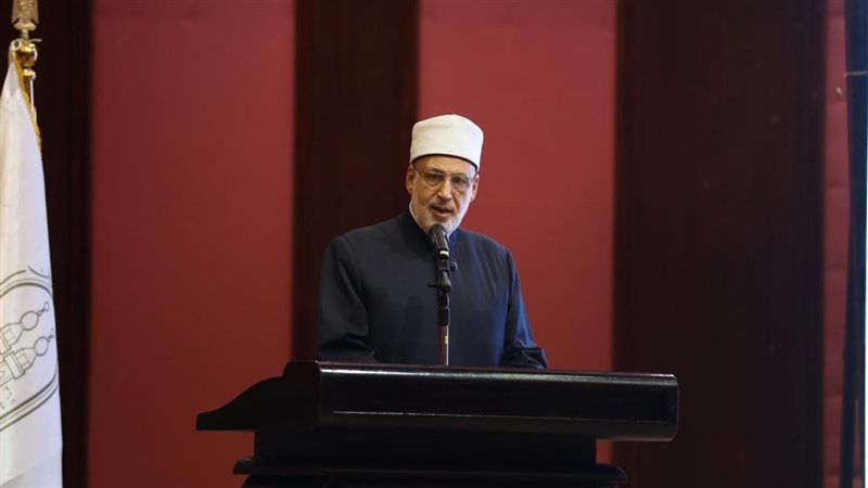  الدكتور محمد الضويني،