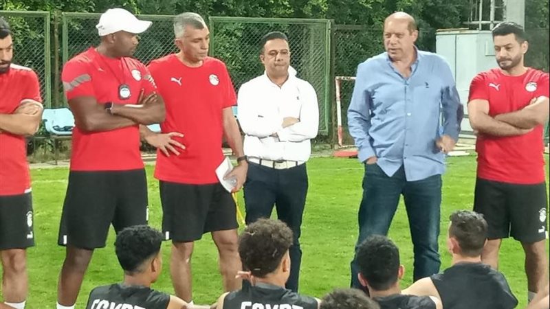الجهاز الفني لمنتخب