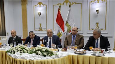 وزير الطيران المدني: حلول فورية للمشاكل التي تواجه الركاب