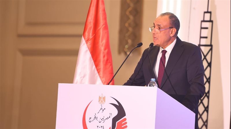 د. بدر عبد العاطى