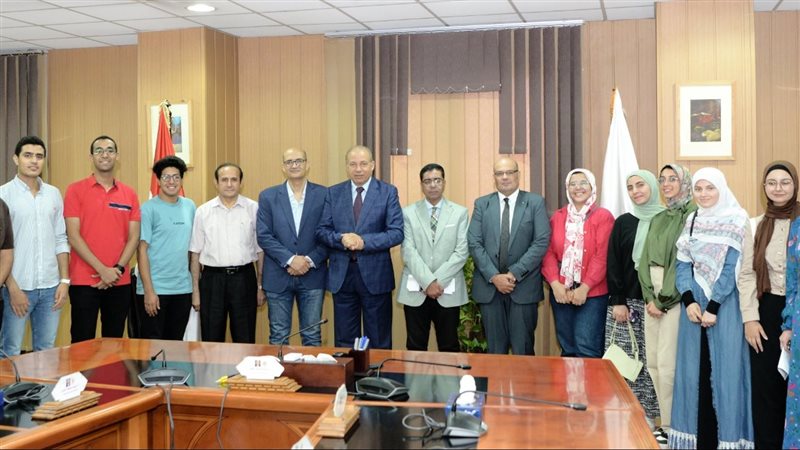 لقاء بجامعة المنصورة،
