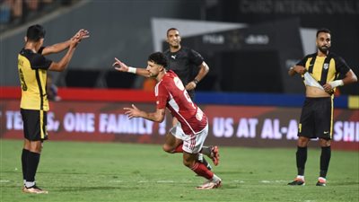 الأهلي يتقدم على المقاولون بثنائية وسام أبو علي في الشوط الأول ( صور)