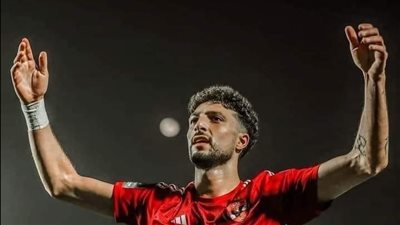 وسام أبو علي يعادل رقم أزارو ويتخطى فلافيو.. 5 أهداف تفصله عن الأكثر تهديفا للأهلي فى موسم واحد 