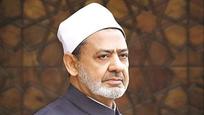شيخ الأزهر يعزي أمير الكويت في وفاة الشيخ جابر مبارك الصباح 