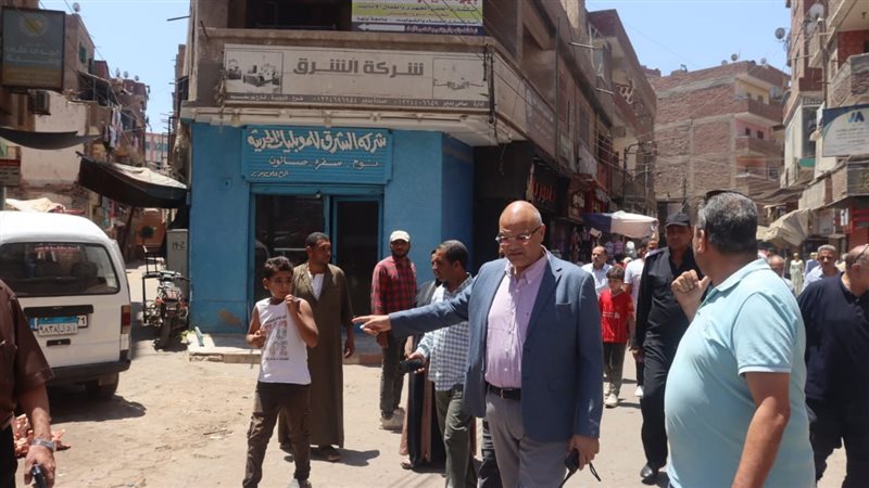 محافظ القليوبية خلال