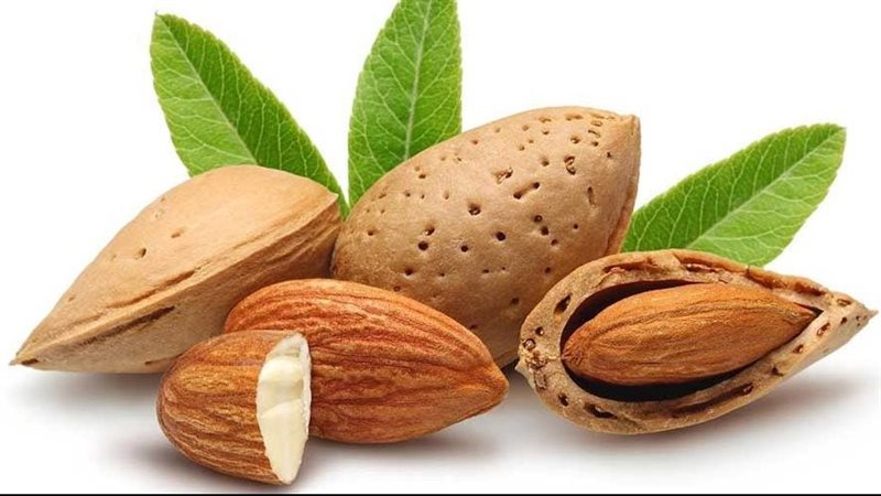 فوائد اللوز , فيتو