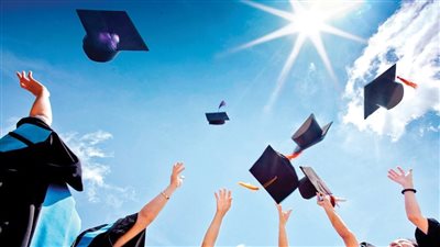 طرق تعامل الوالدين مع طلاب الثانوية العامة، الحاصلين على مجموع ضعيف