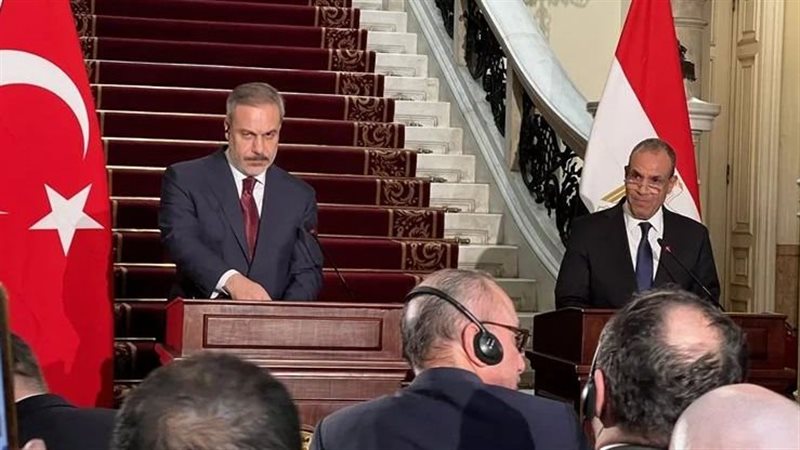 عبدالعاطي ونظيره