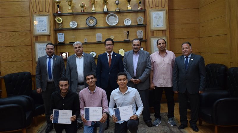 جامعة بنها، فيتو