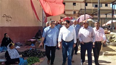 رفع ٢٥٧ حالة إشغالات وغلق ٦ محال خضار في حملة ببني سويف | صور