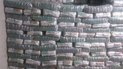 ضبط صاحب محل حجب 5 أطنان أرز وسكر عن التداول في الجيزة