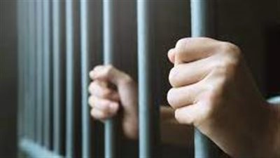 السجن 3 سنوات لنجار وآخرين شرعوا في قتل جارهم بالقطامية