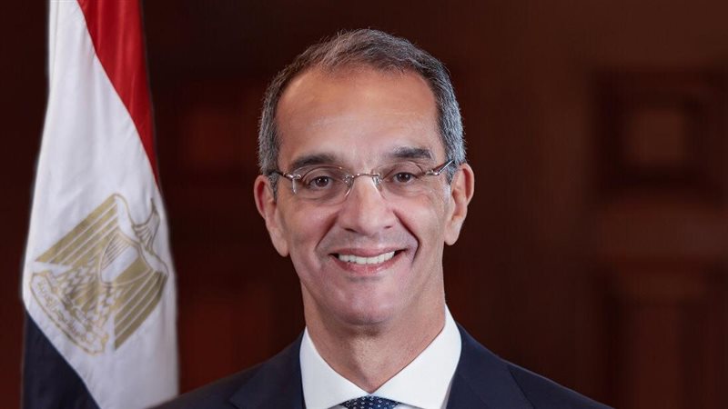 عمرو طلعت، وزير الاتصالات