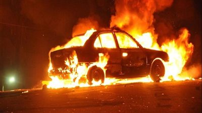تفحم سيارة ملاكي أعلى كوبري الدلجمون في الغربية دون إصابات