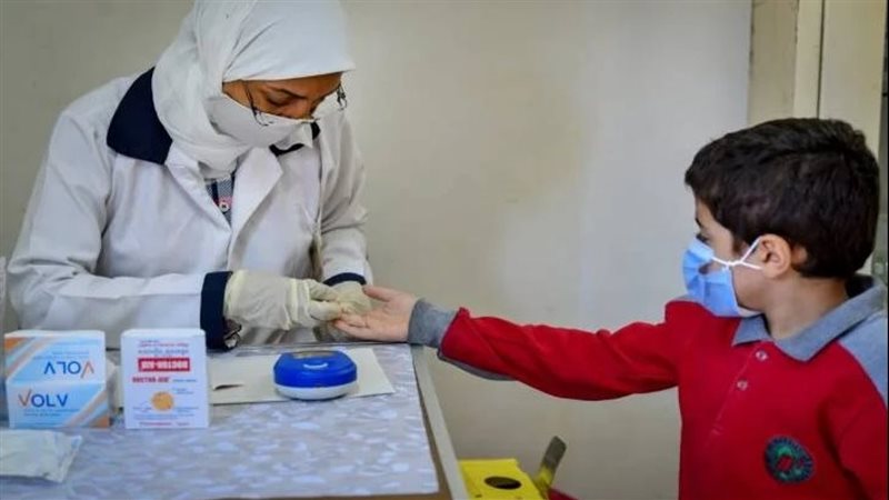 فحص تلاميذ المدارس