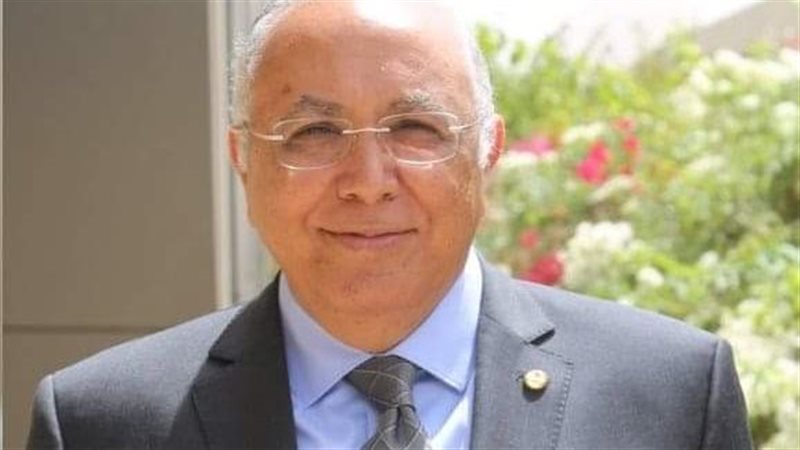  الدكتور أحمد الجوهري