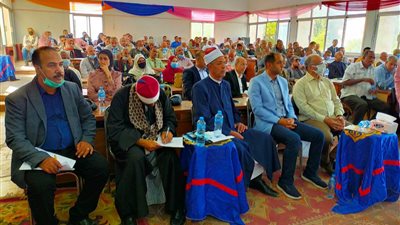 إقبال كبير بجلسة تشاور مركز الفتح بأسيوط لمناقشة مشروعات الخطة الاستثمارية