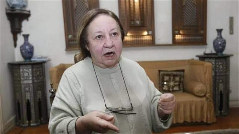 الفنانة عطية عادل
