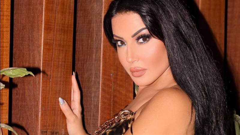 سمية الخشاب