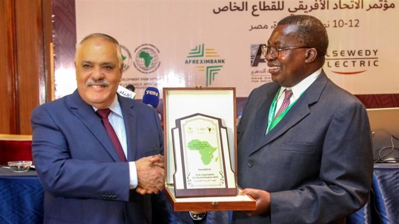 الفريق عبد المنعم