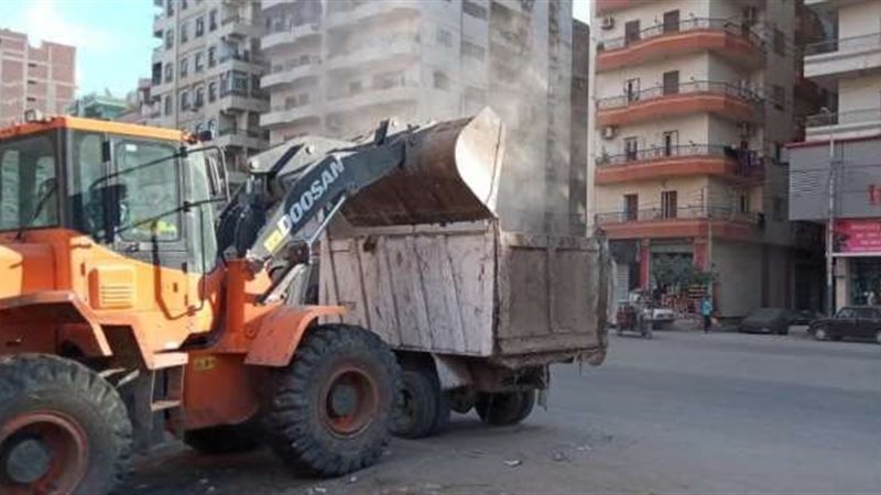 رفع تراكمات القمامة