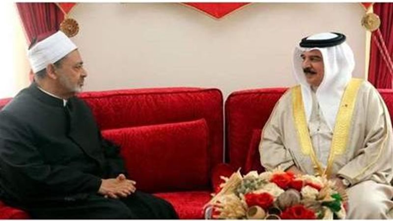 ملك البحرين وشيخ