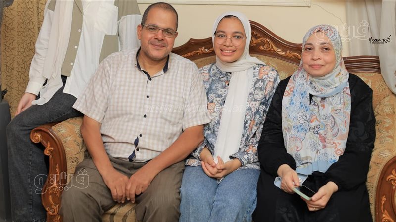 ندى الأولى على الجهورية